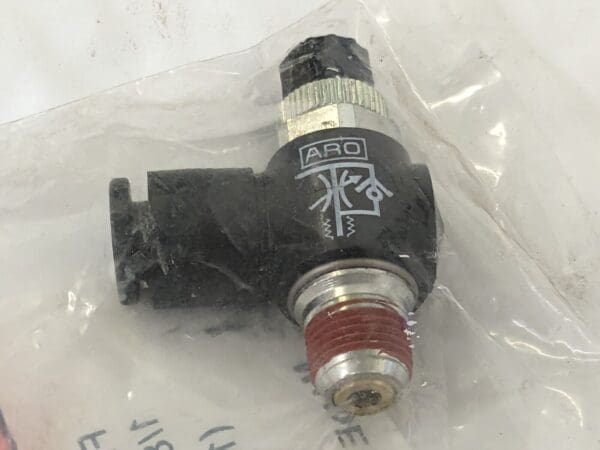 RO/INGERSOLL-RAND Air Flow Control Valve: Right Angle 119310-125