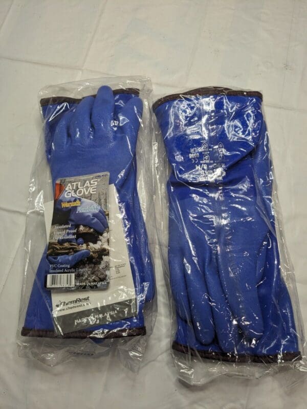 SHOWA Atlas Fully Coated Triple-Dipped PVC Gloves size medium 2pk 490