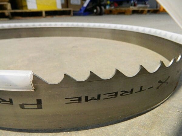 Welded Band Saw Blade 1.0 to 1.3 TPI 31' 5" Long 2" Wide 0.063" Thick 75506