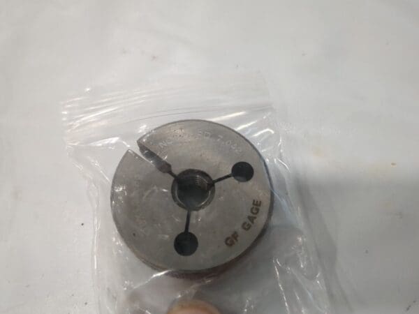 GF GAGEThreaded Ring Gage: M8 x 1.25 ThreadNogo/Go Set R0801256GS