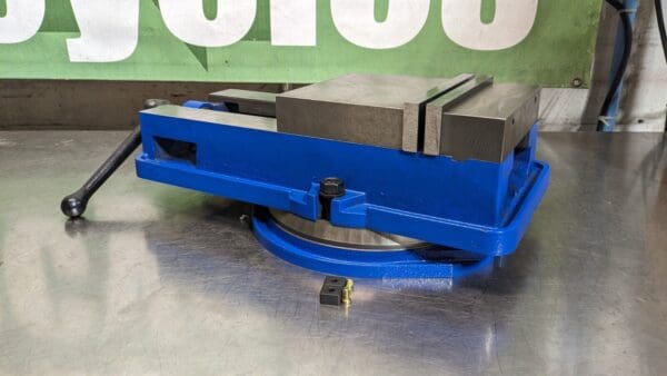 Machine Vise Horizontal Swivel Base 8″ Jaw Width 2″ Jaw Height 1 Station 951-006