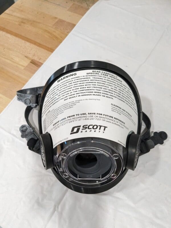 3M SCOTT Full Face Respirator: Polyisoprene, Bayonet, Medium 7100293262