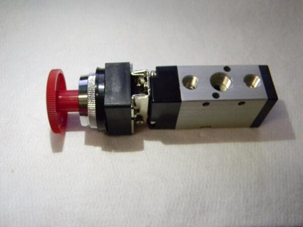 Jupiter Pneumatics 5-Way 1/4" NPT Mechanically Operated Air Valve 5250224511JP