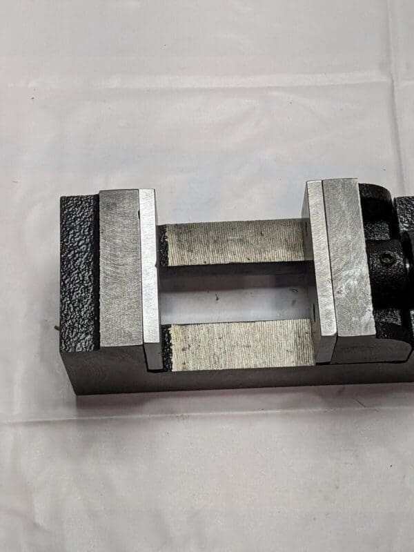 Horizontal Drill Press Vise 2-11/32″ Jaw Opening Capacity 428-7402