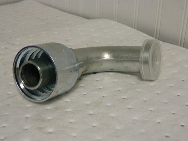 Parker Crimp Hose Fitting 1-1/4" 90º Qty 2 11971-20-20