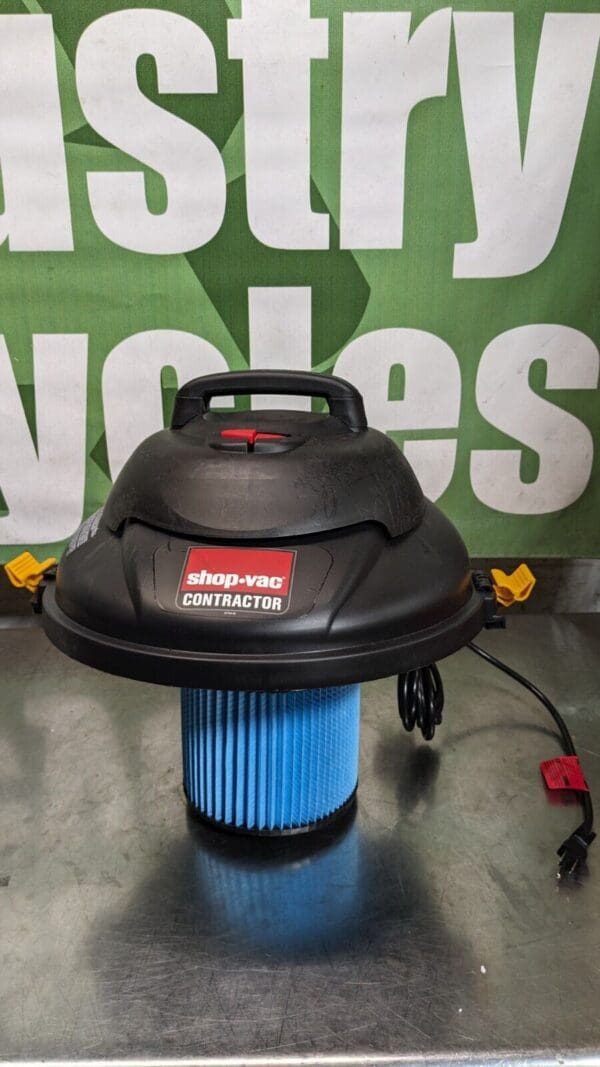 SHOP-VAC Wet/Dry Vacuum Electric 6.0 gal 3.5 hp 12.0 Amp 9653606