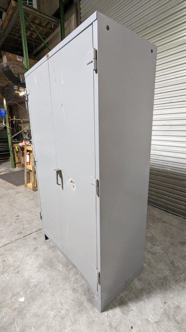 LYON Locking Steel Storage Cabinet 4 Shelf Padlock Hasp 48x24x82 DD1120 Damage