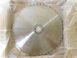 Interstate Side Chip Saw Straight Teeth HSS 8" x 1/8" x 1" 48T 03148087