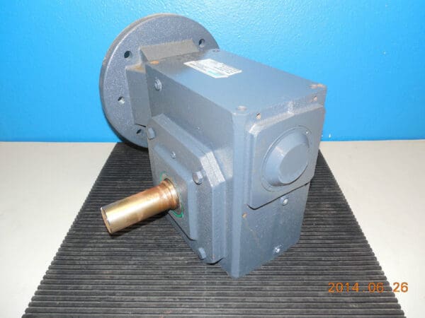 Morse Raider Worm Gear Reducer 25:1 Left & Right Output C-Face 325Q180LR25