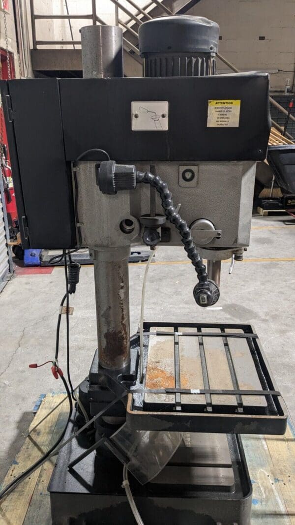 Jet 20" EVS Tapping Drill Press 245 - 2000 RPM 2 HP 230 V 3 Phase 354225 Damaged