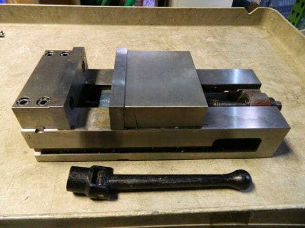 Interstate Horizontal Stationary Machine Vise 6" Jaw Width 63328801 PARTS/REPAIR