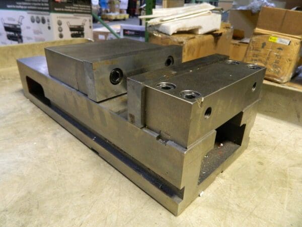 Interstate Horizontal Stationary Machine Vise 6" Jaw Width 63328801 PARTS/REPAIR