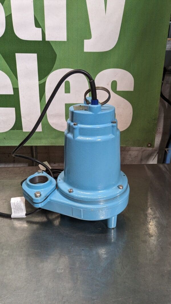 LITTLE GIANT PUMPS Effluent Pump Manual 1 hp 230V 2″ FNPT Outlet 514520