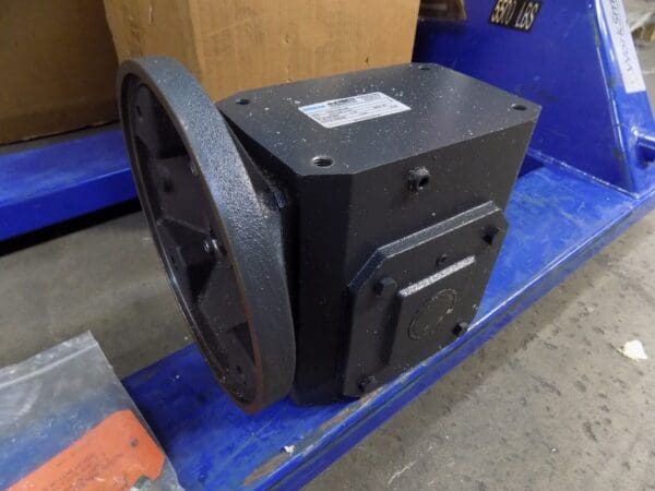 Morse Raider Worm Gear Reducer 60:1 C-Face Right Angle LH Output 300Q180L60