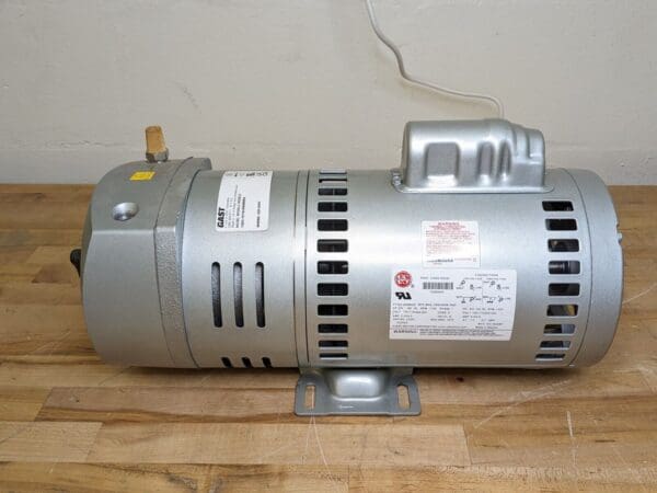 Gast Rotary Vane Compressor Vacuum Pump 3/4 HP 115/230v 1023101QG608NEX Damaged