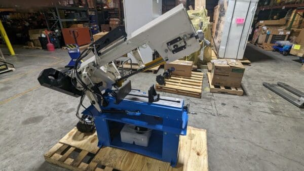 RONG FU 5 x 16″ Manual Horizontal Bandsaw 10″ Max Cut Variable-Speed 110 V