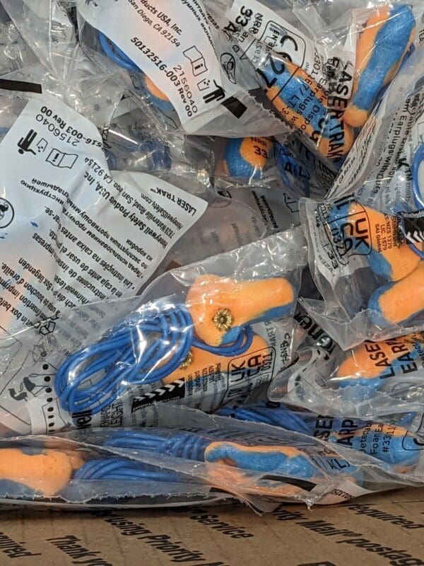 HOWARD LEIGHT Earplugs: Non-PVC Foam & Brass, Corded Approx. 300 Pairs LT-30