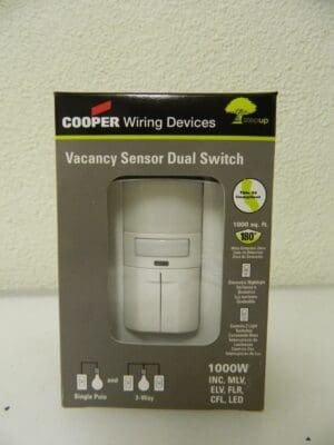 Cooper Wiring Infrared Vacancy Sensor Dual Switch 1,000 Sq. Ft. Cover VS310R-W