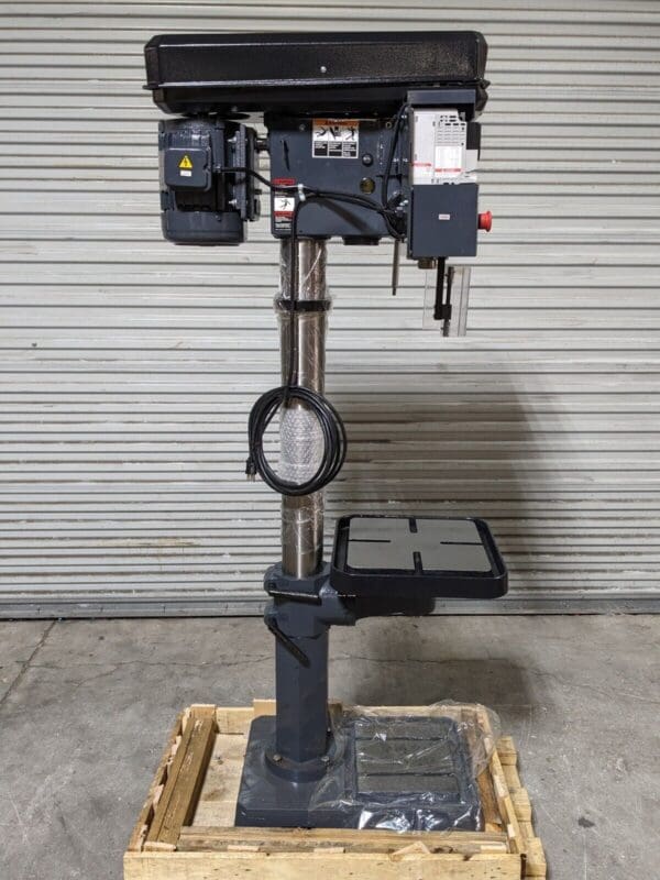 Dake Belt Drive Floor Drill Press 18" Swing 1.5 HP 110v SB-250V Damaged