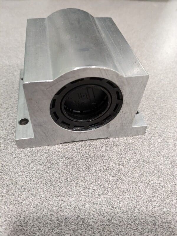 Thomson Closed Single Pillow Block Linear Bearing, 1″ Inside Diam SSUPB16