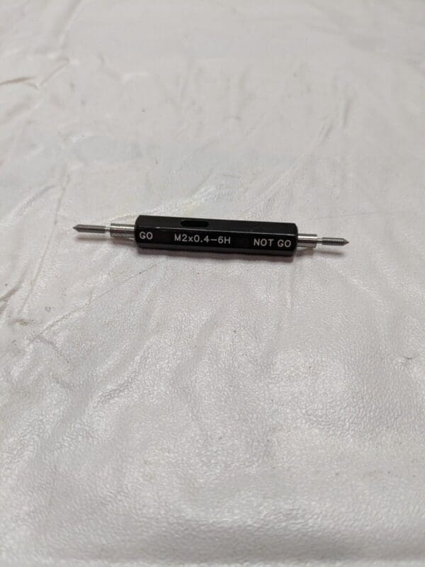 SPI Plug Thread Gage: M2x0.4 Thread, 6H, Go & No Go 37-180-7