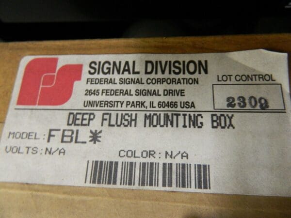 Federal Signal Deep Flush Mounting Box FBL