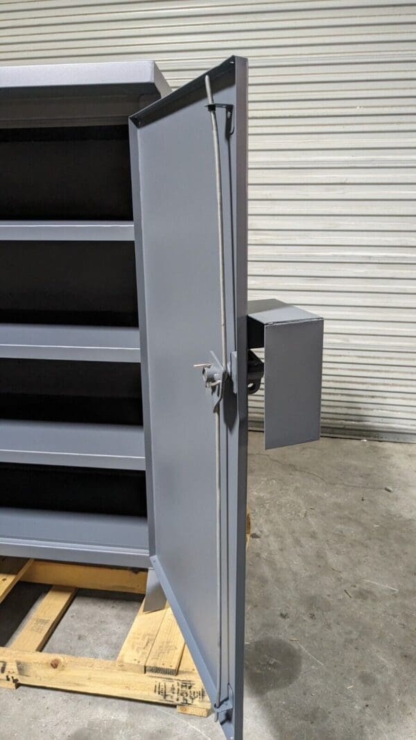 DURHAM Locking Steel Storage Cabinet 60″ Wide 24″ Deep 60″ High 3 Shelf Damaged