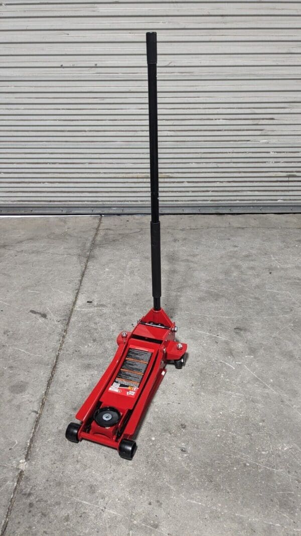 BIG RED Hydraulic Low Profile Steel Service Floor Jack 3 Ton Cap Incomplete