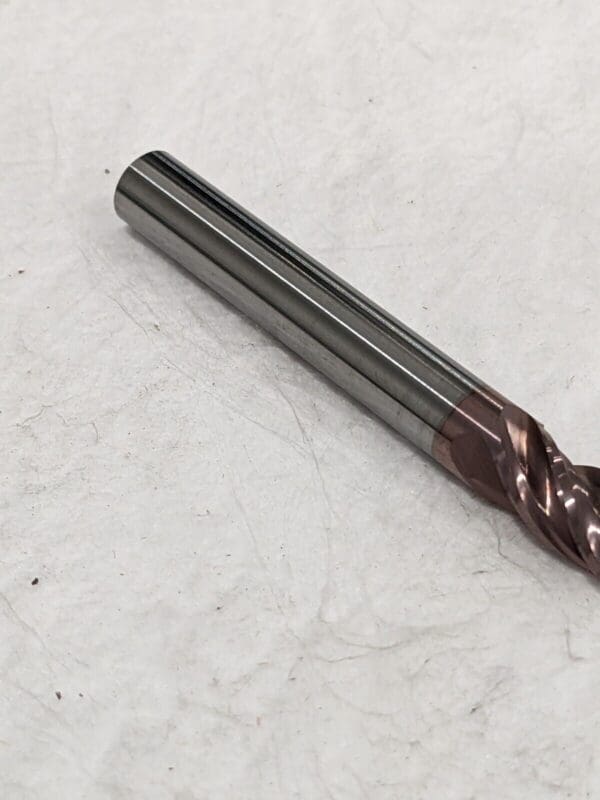 ISCAR Corner Radius End Mill: 1/4″ Dia, 3/8″ LOC, 4 FL 3398063