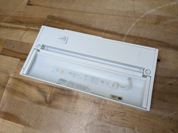 Juno Pro-Series LED 9-1/2" White Undercabinet Light Fixture UPLED09-WH