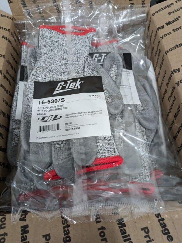 PIP Cut-Resistant Gloves: Size Small, ANSI Cut A3 Qty 9 Pairs 16-530/S