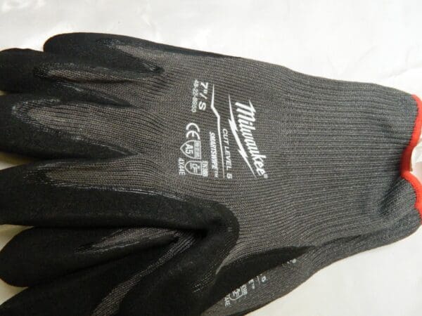 Milwaukee small Nitrile Level 5 Cut Resistant Dipped Work Gloves 12Pk 48-22-8950