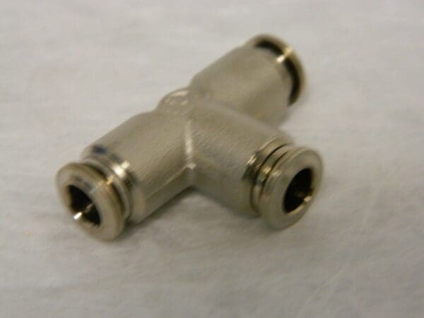 Parker 1/4" Tube OD 37° Steel Flared Tube Swivel Nut Union Tee Qty 8 4 JX6-S