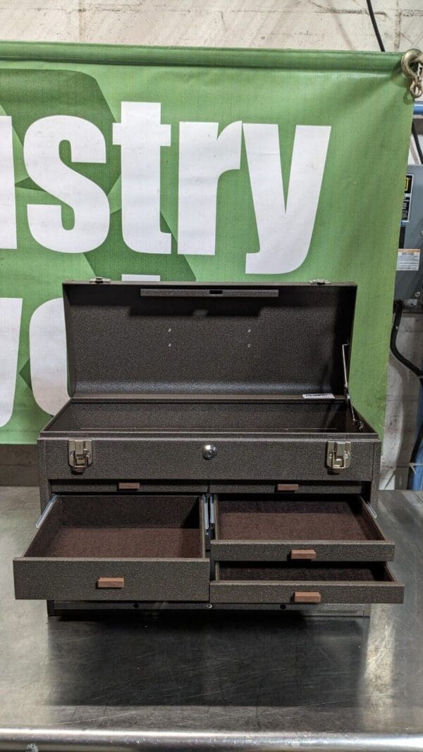 KENNEDY Machinist Tool Chest Steel 7 Drawers Steel Brown 520B Damaged