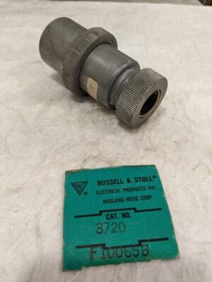 Russellstoll Plug 20A 2P3W 250V FS/FD (ALUMINUM) 3720