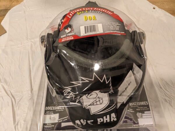 SAVE PHACE Welding Helmet Black White & Gray Nylon 3010066