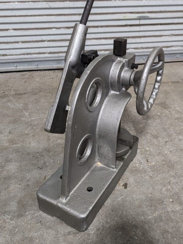 Manual 2 Ton Ratchet Type Arbor Press 1-1/4" Ram 13-1/2" Stroke MISSING PARTS