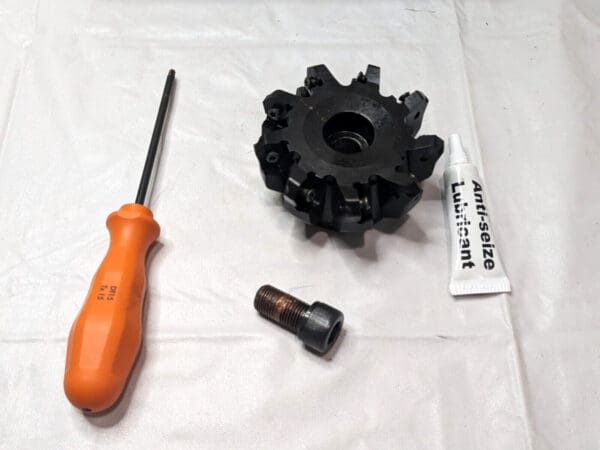 KENNAMETAL Face Milling Cutter Through Coolant 3" Diam KSHR300HN5345M4 3326925