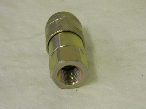 Parker Valved Hydraulic Hose Fitting Coupling 3/8" Steel 74C6-6F