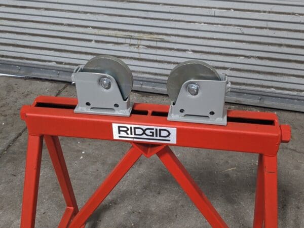 Ridgid Pipe Stand w/ Adjustable Steel Roller Heads 1/4" to 36" Capacity 64642