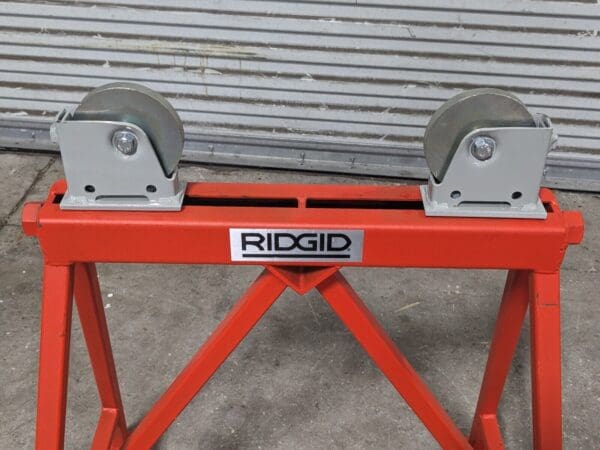 Ridgid Pipe Stand w/ Adjustable Steel Roller Heads 1/4" to 36" Capacity 64642