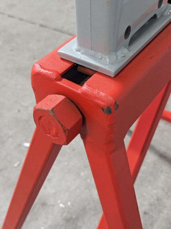 Ridgid Pipe Stand w/ Adjustable Steel Roller Heads 1/4" to 36" Capacity 64642