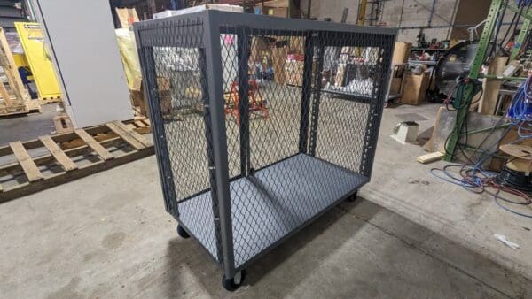 DURHAM Mesh Welded Steel Security Truck 2,000 lb Capacity 66-1/2 x 32 x 56-7/16"