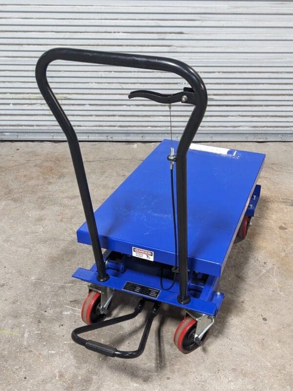 WorkSmart Hydraulic Scissor Lift Cart 770 lb Capacity 35 x 20 Platform USED