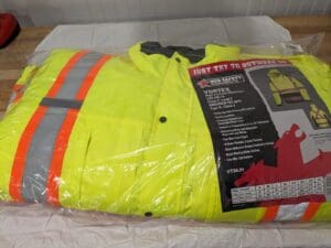 MCR SAFETY High Visibility Vest: 4X-Large VT38JHX4