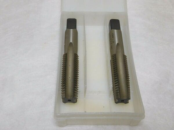 Kennametal INCOMPLETE Hand Tap Set 7/8-9 UNC H4 4FL Qty 2 4131363