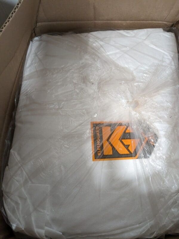 KleenGuard A30 Breathable Disposable Zipper Coverall White Case of 25 XL 46004