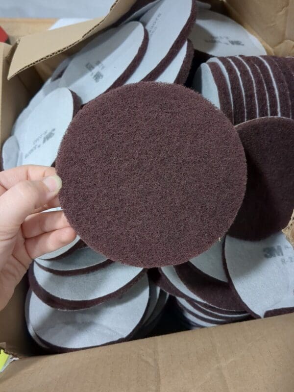 3M Hook & Loop Disc approx 100-150pc: 5" Disc Dia, Aluminum Oxide 7100138331