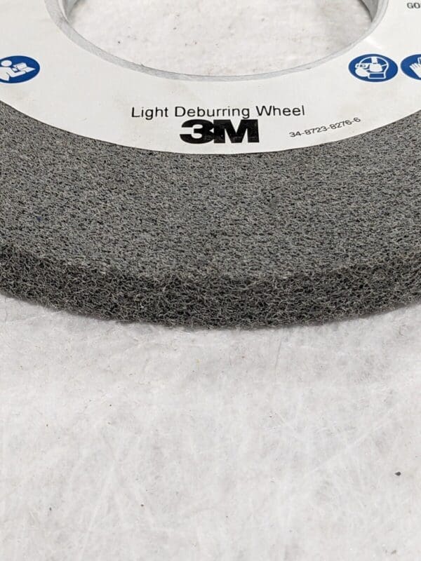 3M Deburring Wheel: 8" Dia, 1/2" Face Width, 3" Hole, Density 8 7000000732