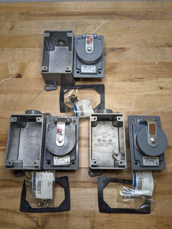 Lot of 3 Russellstoll Pin and Sleeve Receptacle w/ Screw Cap 30A 250V 2P/3W